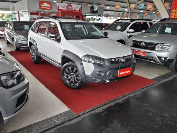 FIAT PALIO WEEKEND 1.8 ADVENTURE LOCKER 16V Branco 2017