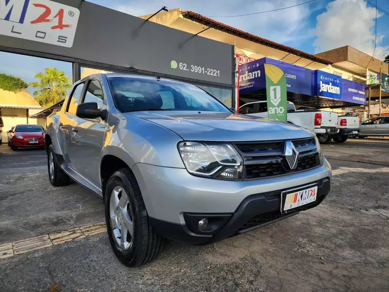 Renault Duster Oroch Prata 3