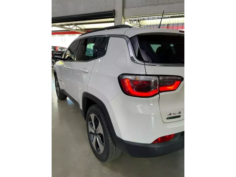 Jeep Compass Branco 16