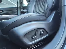 Jeep Commander