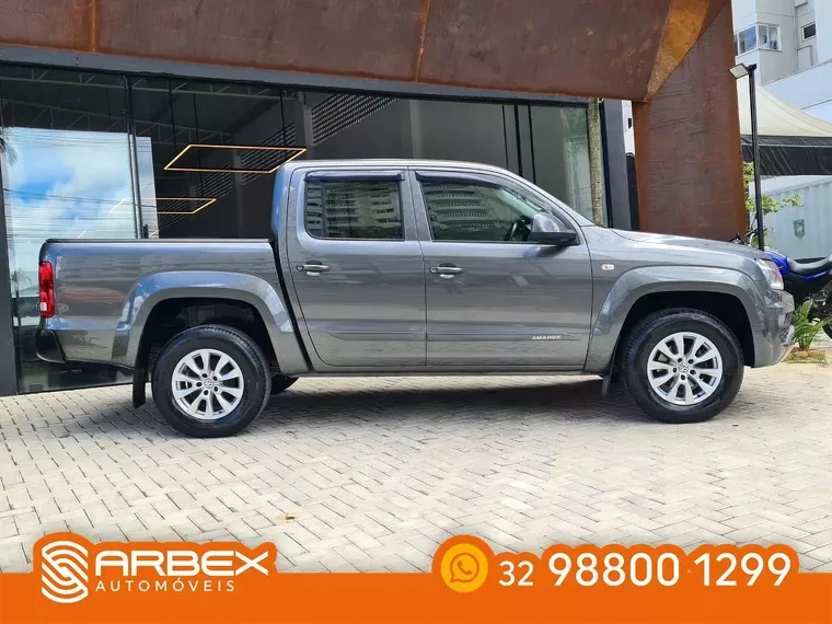 Volkswagen Amarok Cinza 2