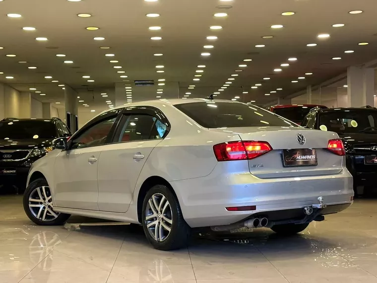 Volkswagen Jetta Prata 7