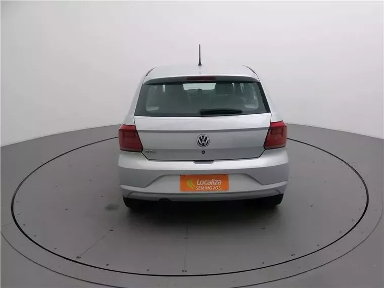 Volkswagen Gol Prata 6