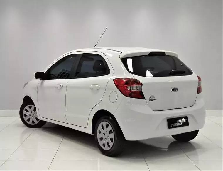 Ford KA Branco 10