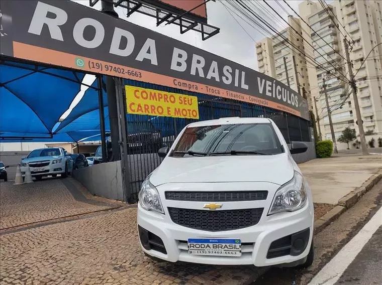 Chevrolet Montana Branco 1