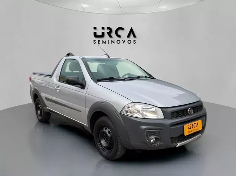 Fiat Strada Cinza 15