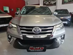 Hilux SW4