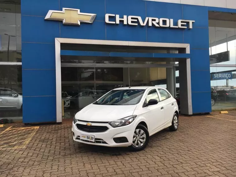 Chevrolet Onix Branco 3