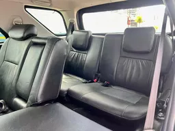 Toyota Hilux SW4