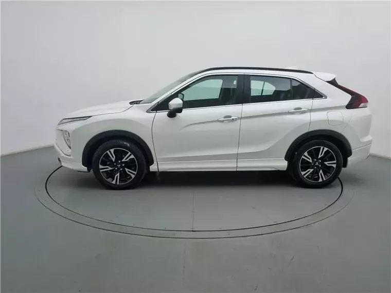 Mitsubishi Eclipse Cross Branco 1