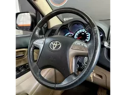 Toyota Hilux SW4