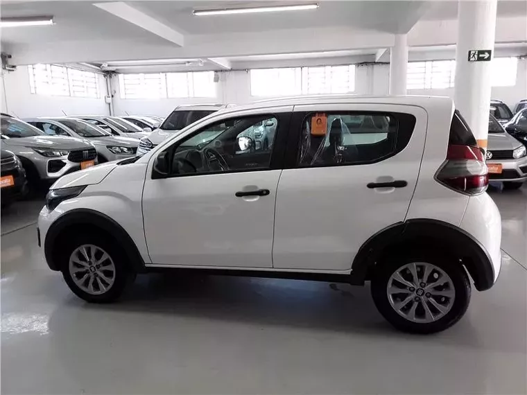 Fiat Mobi Branco 4