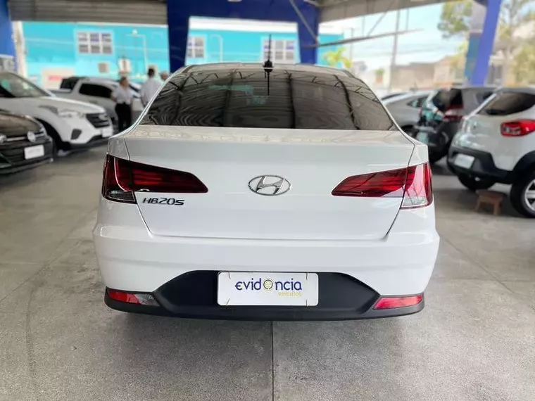 Hyundai HB20S Branco 13