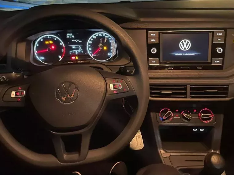 Volkswagen Polo Hatch Branco 9