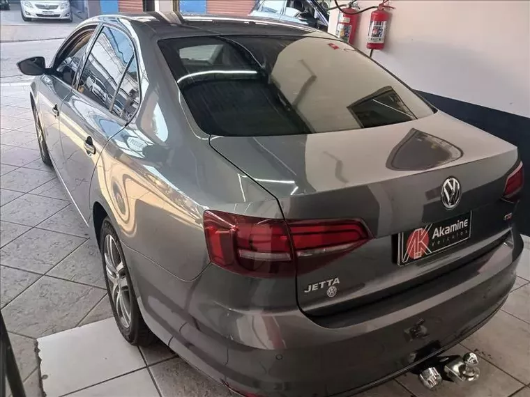 Volkswagen Jetta Cinza 12