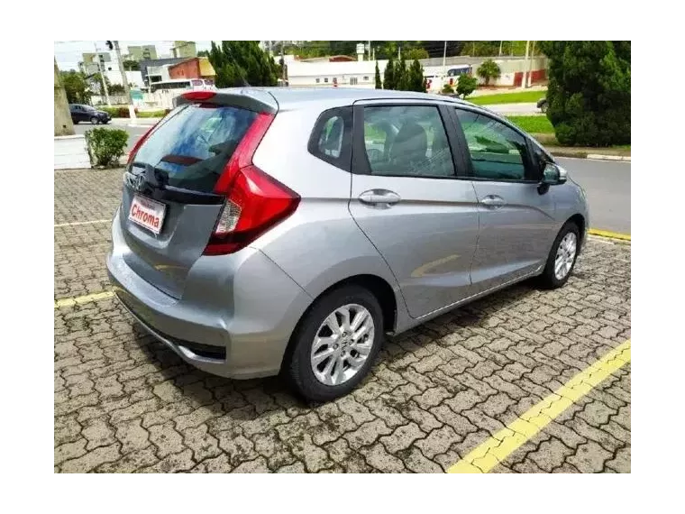 Honda FIT Prata 2