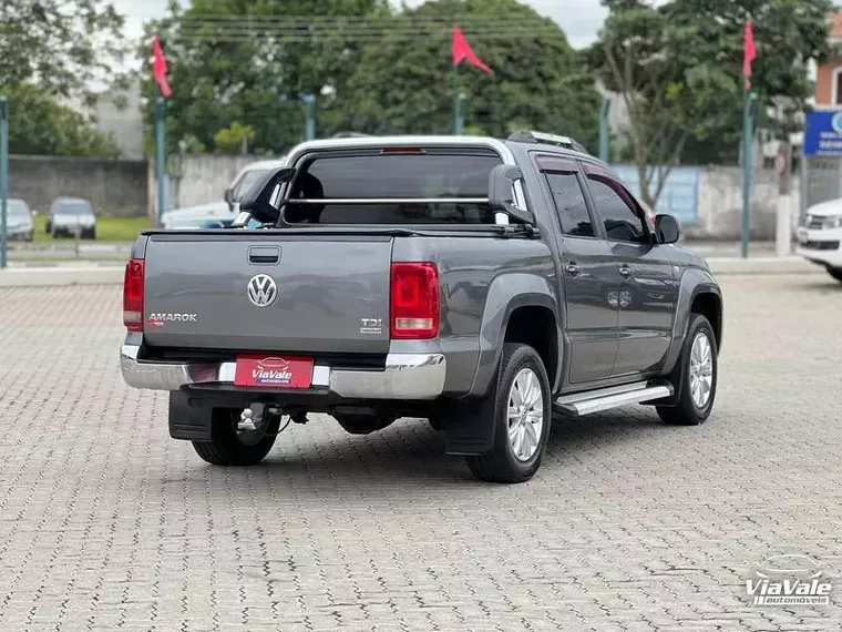 Volkswagen Amarok Cinza 10