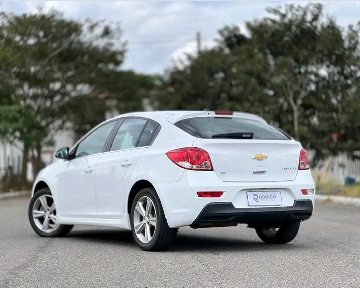 Chevrolet Cruze Branco 4