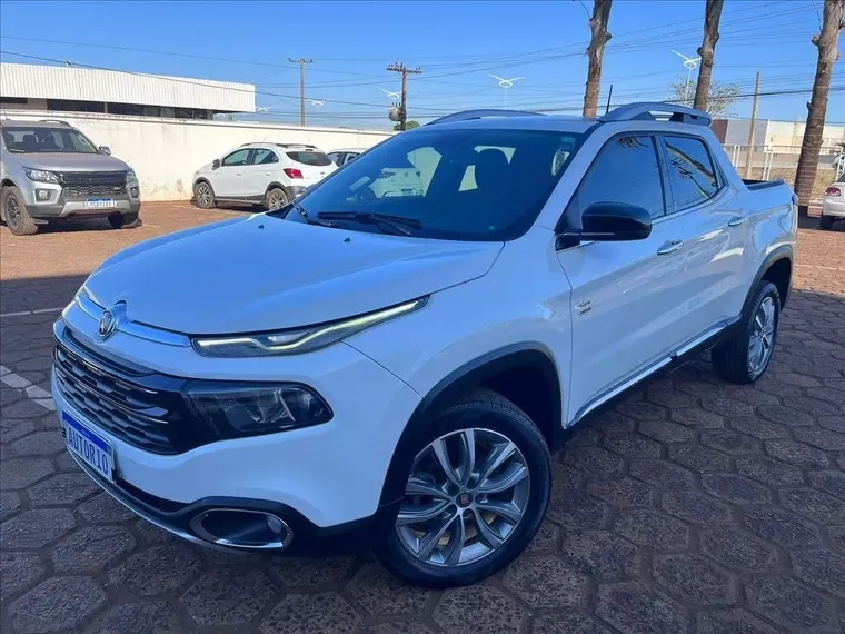 Fiat Toro Branco 7