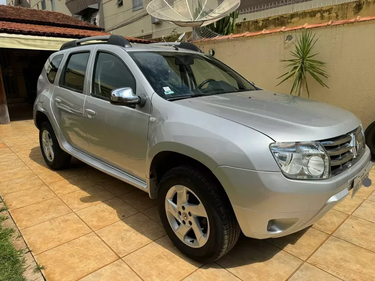 Renault Duster Prata 2