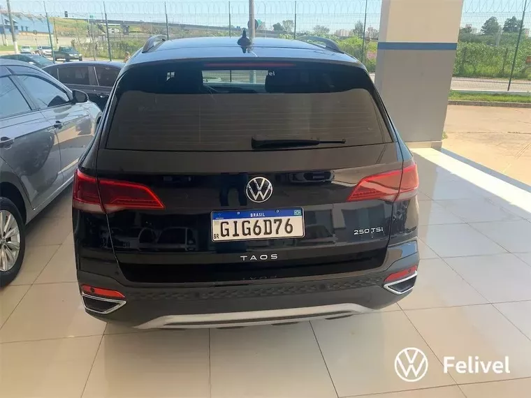 Volkswagen Taos Preto 2