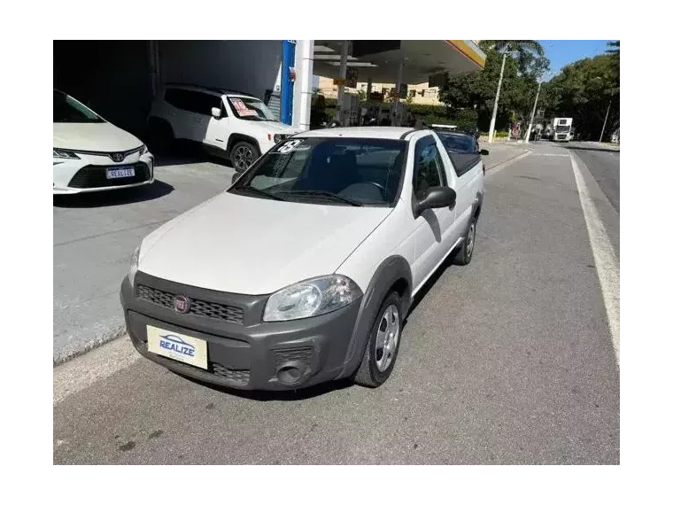 Fiat Strada Branco 1