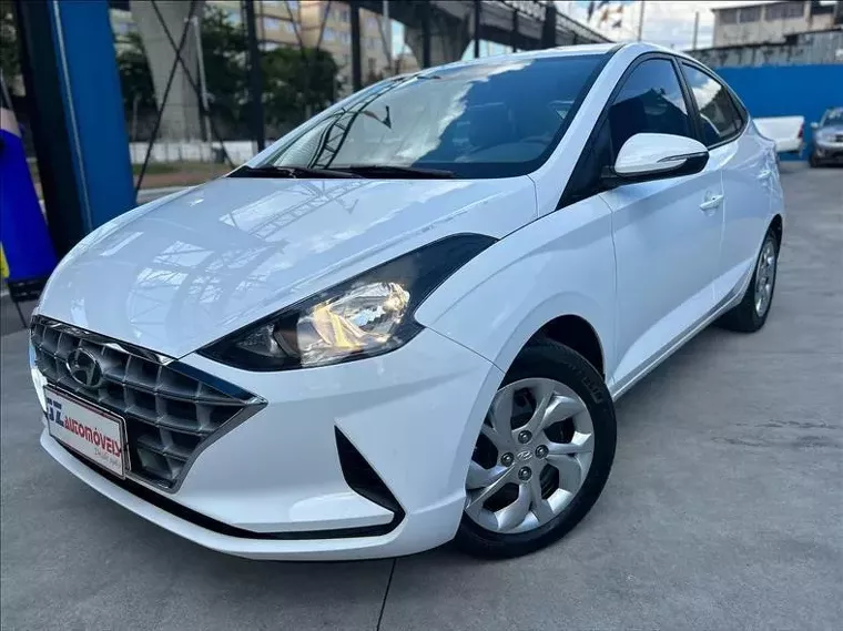 Hyundai HB20S Branco 8