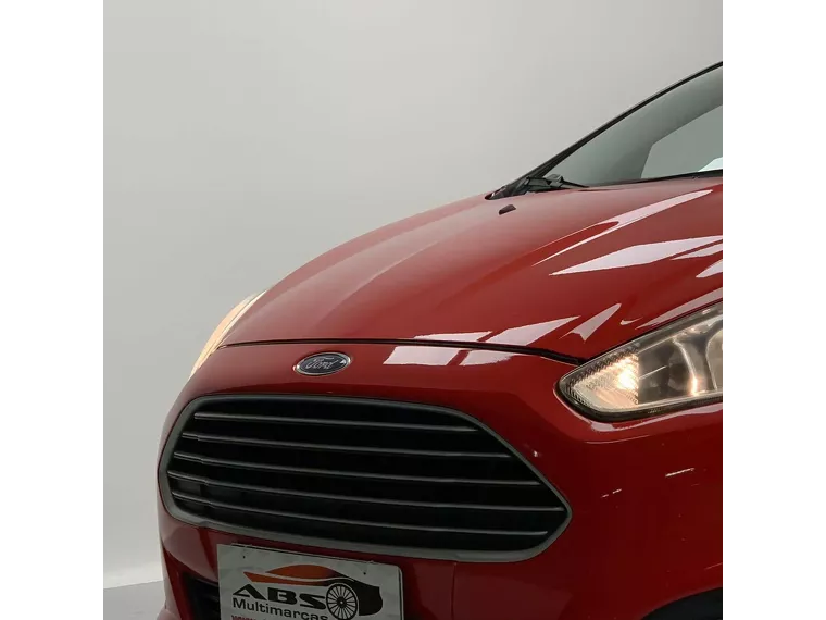 Ford Fiesta Vermelho 10