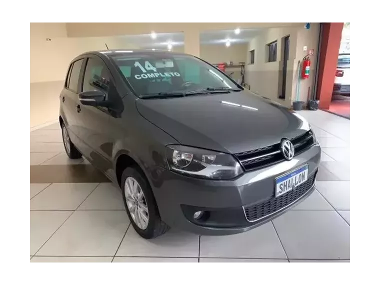 Volkswagen Fox Cinza 1