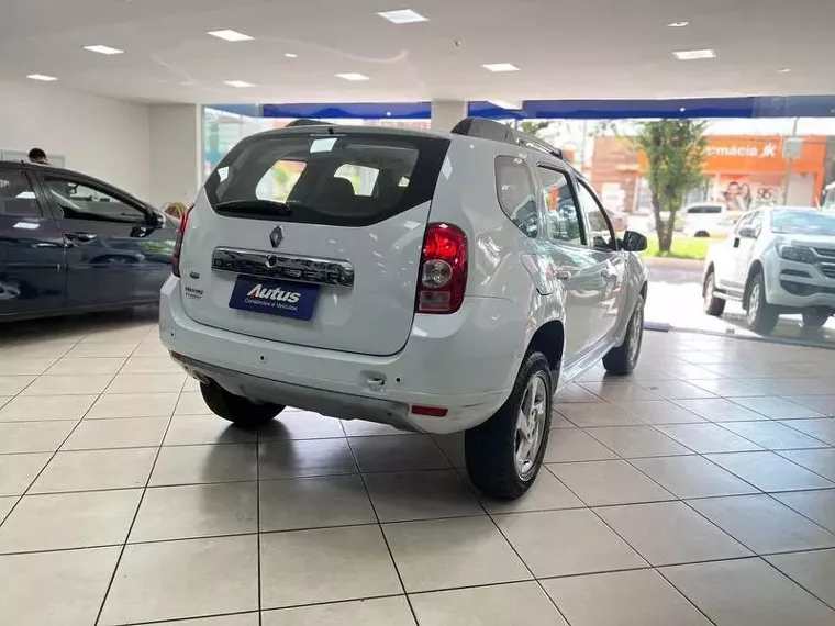 Renault Duster Branco 3