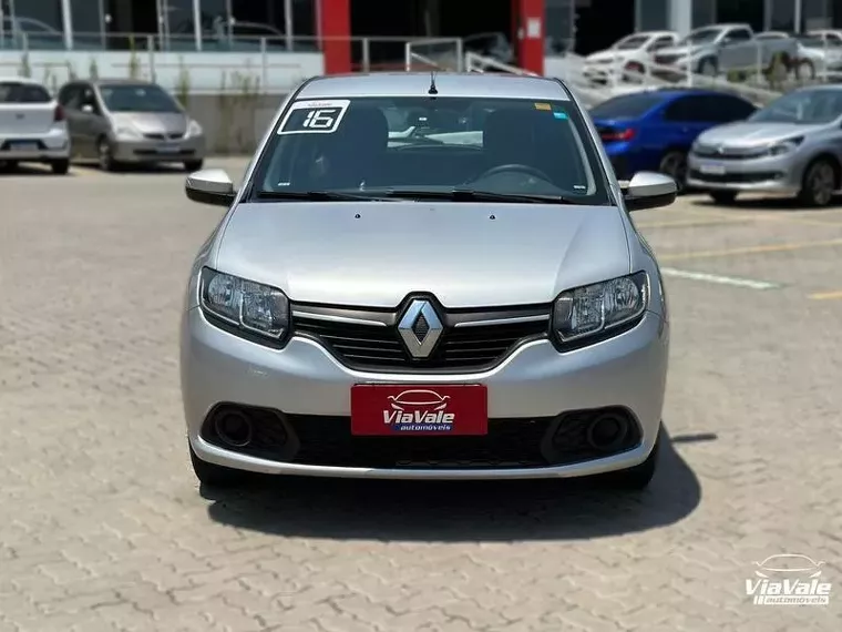 Renault Sandero Prata 6