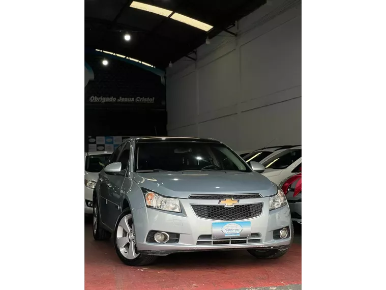 Chevrolet Cruze Prata 4