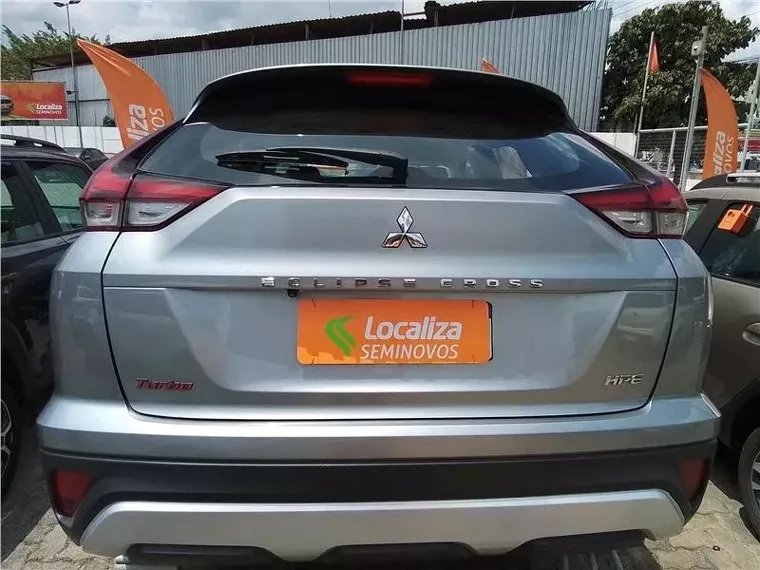 Mitsubishi Eclipse Cross Prata 5