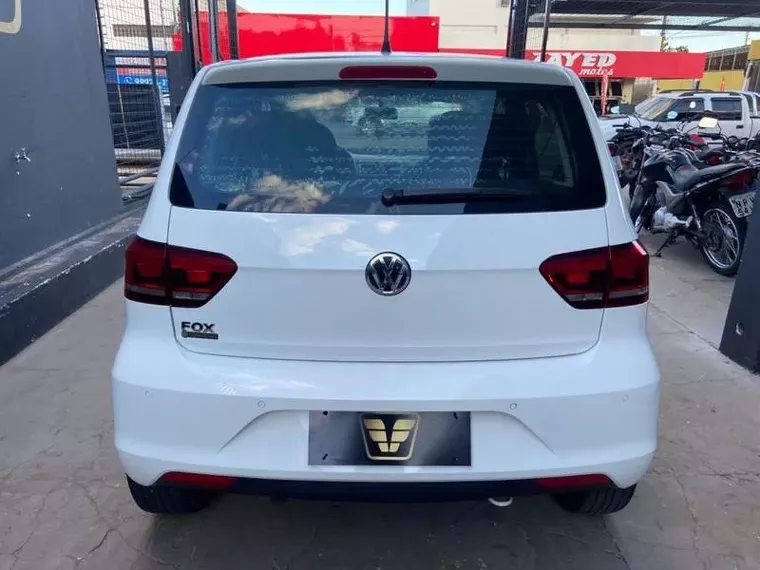 Volkswagen Fox Branco 5