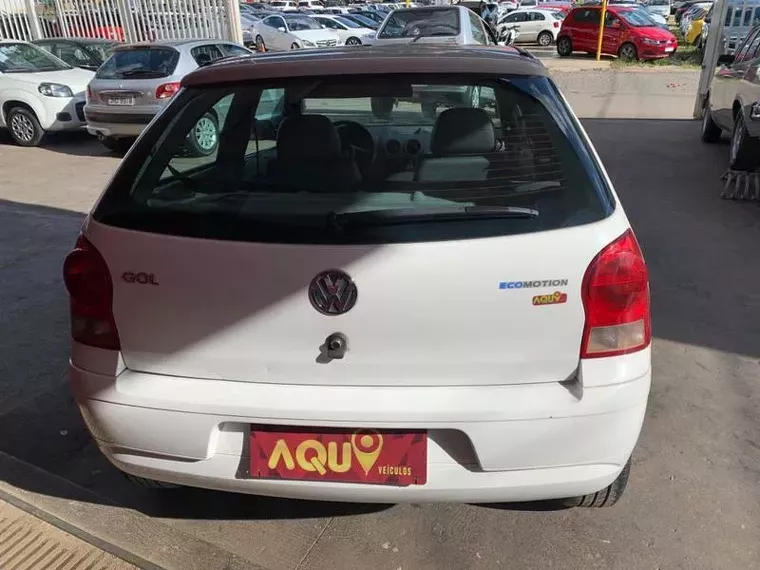 Volkswagen Gol Branco 20