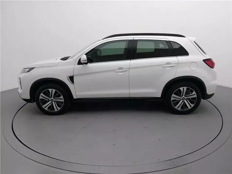 Mitsubishi Outlander Branco 14