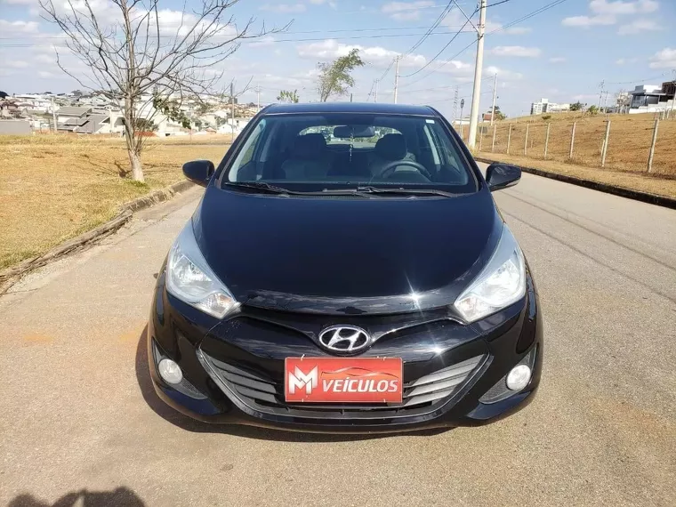 Hyundai HB20 Preto 11