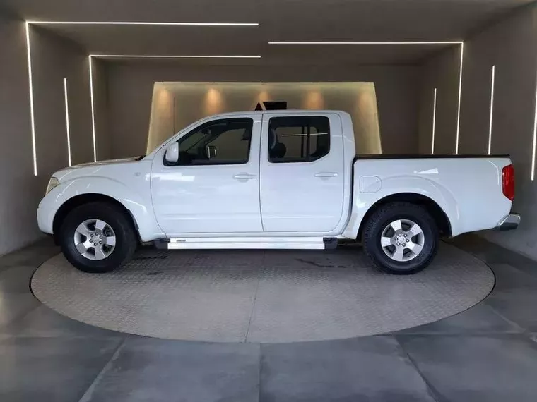 Nissan Frontier Branco 7