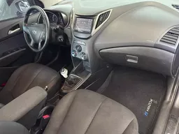 Hyundai HB20X