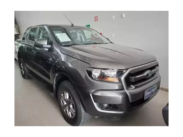 Ford Ranger Cinza 1