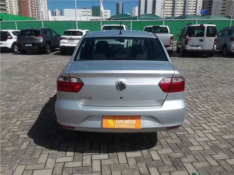 Volkswagen Voyage Prata 8