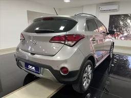 Hyundai HB20X