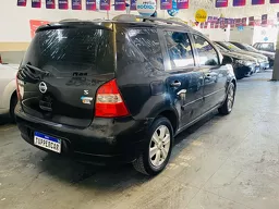 Nissan Livina
