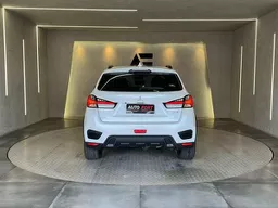Mitsubishi Outlander Sport