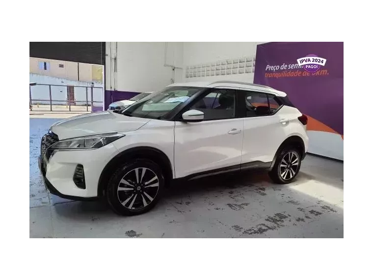 Nissan Kicks Branco 2