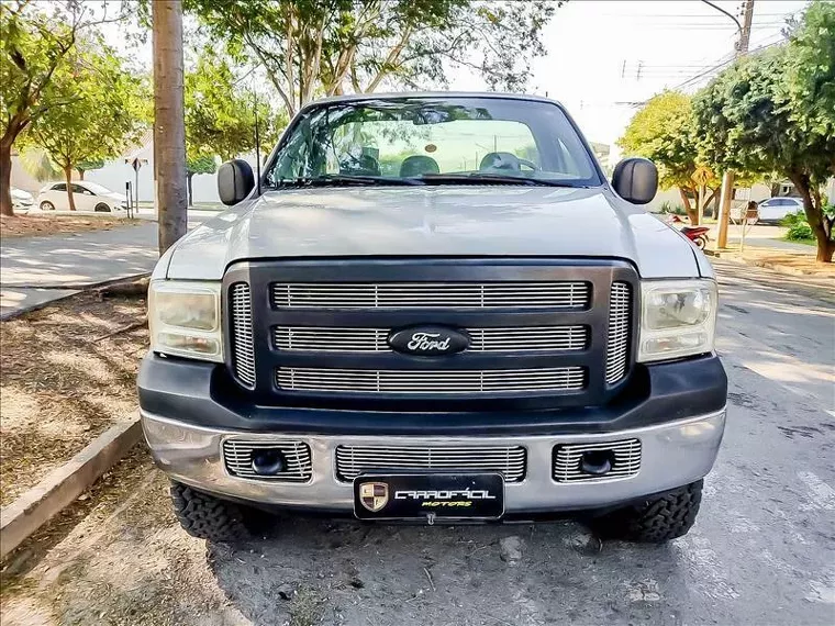 Ford F-250 Prata 2