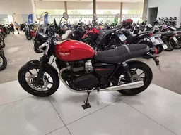 Triumph Street Twin