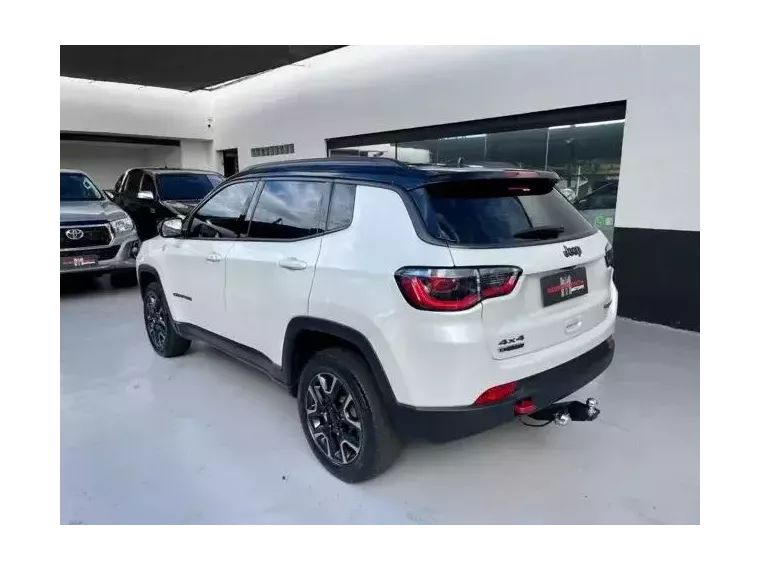 Jeep Compass Branco 10