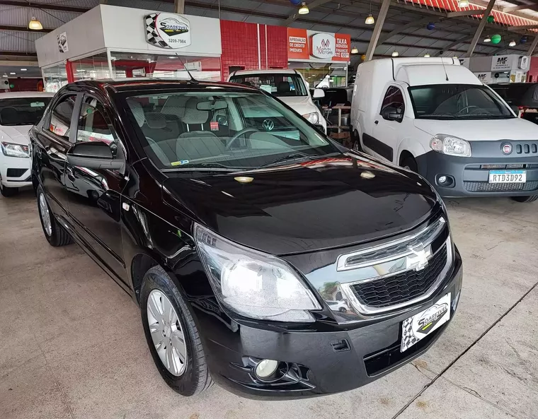 Chevrolet Cobalt Preto 8