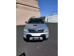 Toyota Hilux SW4